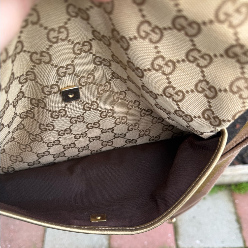 Gucci Messenger Bag with COA and dust bag. - Picture 8 of 12